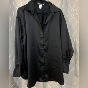 H&M Silk Like Appearance black button up